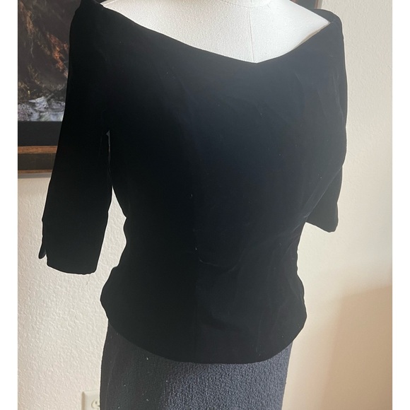 Watters & Watters Black Velvet Off the Shoulder Top Size 10 - Picture 1 of 5